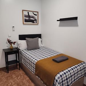 M-A Catrachos Rooms